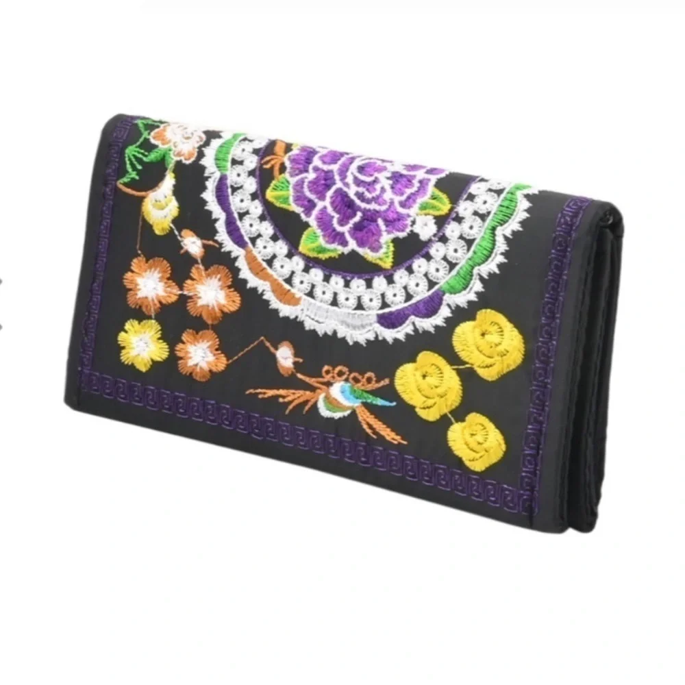 N/A floral embroidery